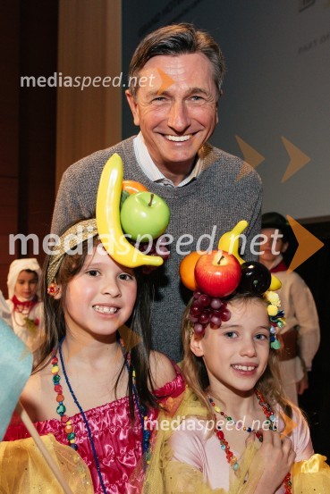  ... ;  Borut Pahor, predsednik Republike Slovenije;  ... V Ljubljani navdušil že 25. bazar Sila