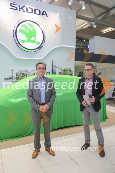  Martin Wienerroither, Porsche Holding ;  Petr Podlipny, direktor znamke Škoda pri Porsche Slovenija d.o.o.Škoda VISION E, slovenska predstavitev