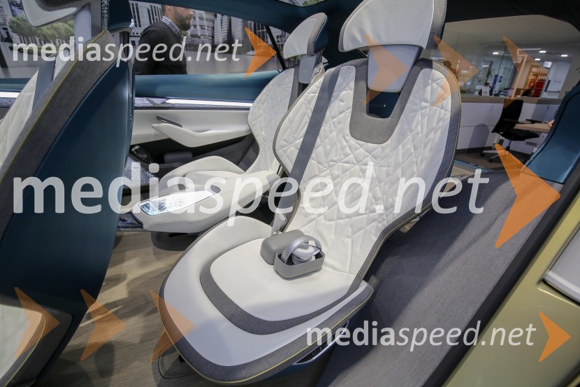 Škoda VISION EŠkoda VISION E, slovenska predstavitev