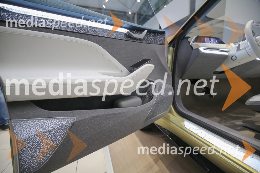 Škoda VISION EŠkoda VISION E, slovenska predstavitev