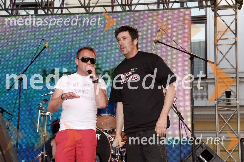 Robert Pečnik - Pečo, voditelj na radiu Hit in Franci Kek, politik in novinarPozdrav poletju 2008