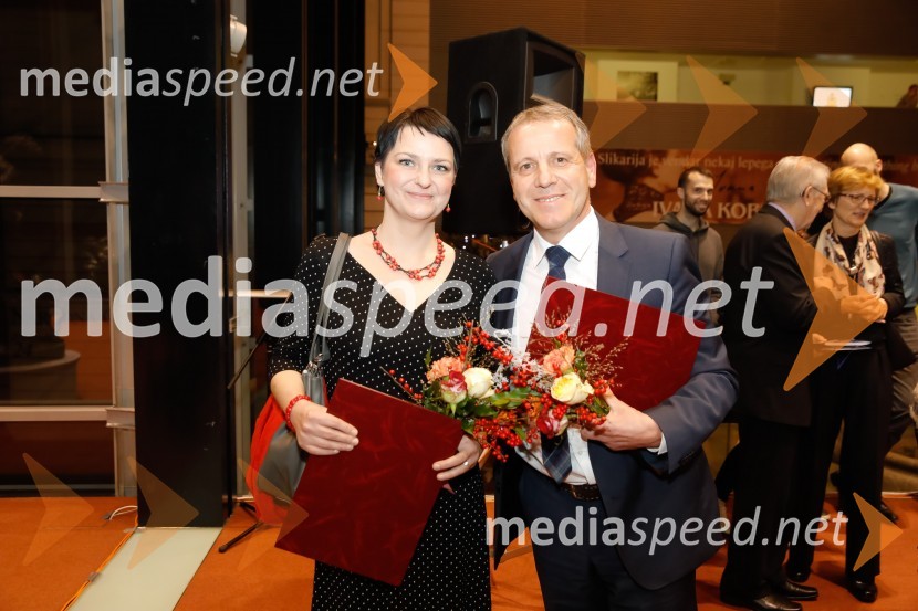  Jasmina Hrastovec, zavod Nikina Prijazna vas; dr. Igor Šoltes, evropski poslanecLjudje odprtih rok leta 2018