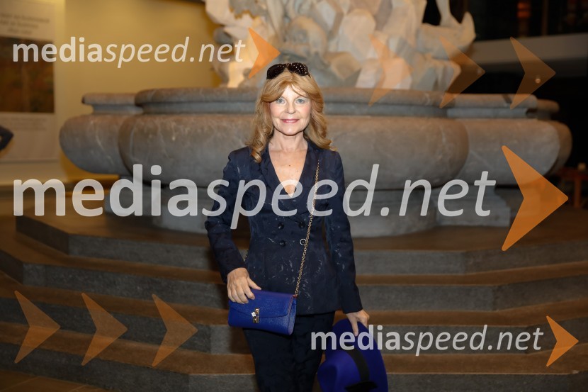  Darja Kuhar Kotnik, soustanoviteljica in podpredsednica Društva za zdravje narodaLjudje odprtih rok leta 2018