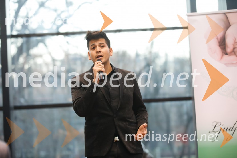   Isaac Palma, pevecLjudje odprtih rok leta 2018