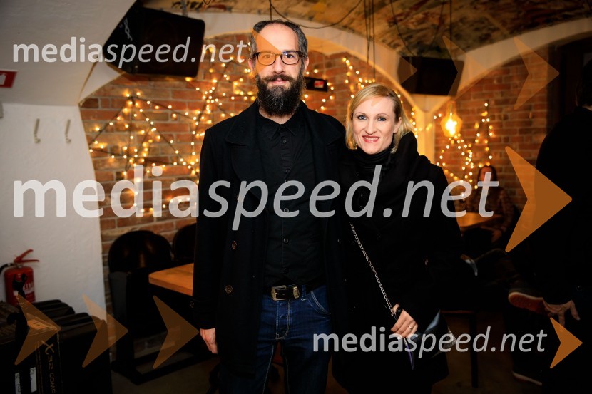  Matic Slapšak, pisec, novinar;  ... Druženje hišnih glasbenikov založbe Nika