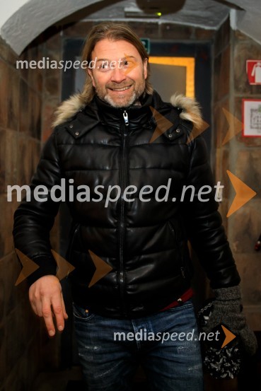  Miha Guštin-Gušti, glasbenikDruženje hišnih glasbenikov založbe Nika