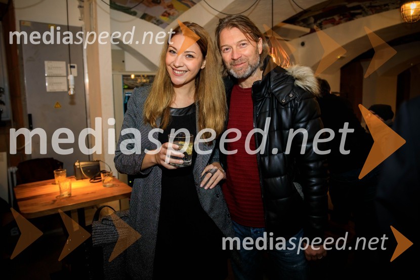  Neja Marković, NIKA records;  Miha Guštin-Gušti, glasbenikDruženje hišnih glasbenikov založbe Nika