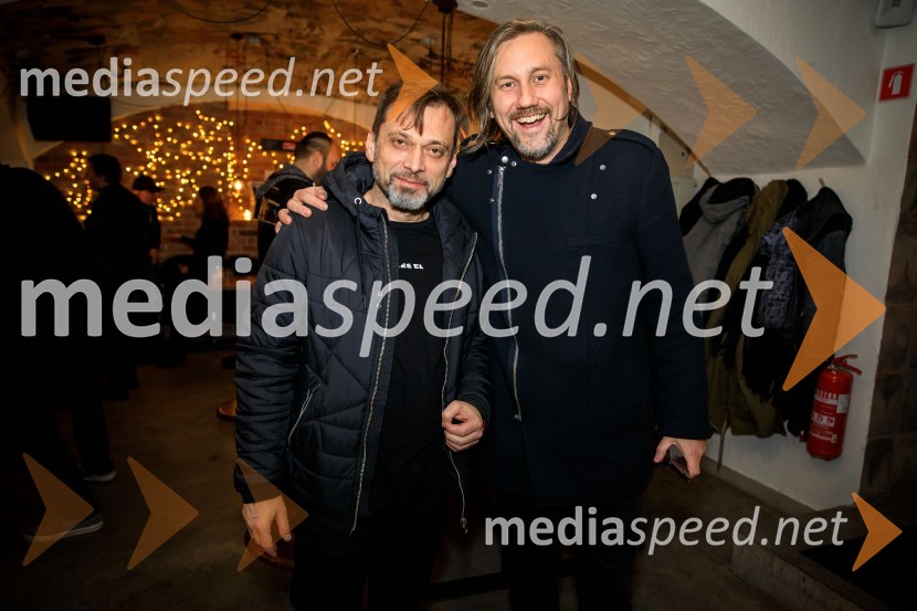  Krešimir Tomec, basist, producent, skupina Manouche;  Nermin Puškar, glasbenikDruženje hišnih glasbenikov založbe Nika