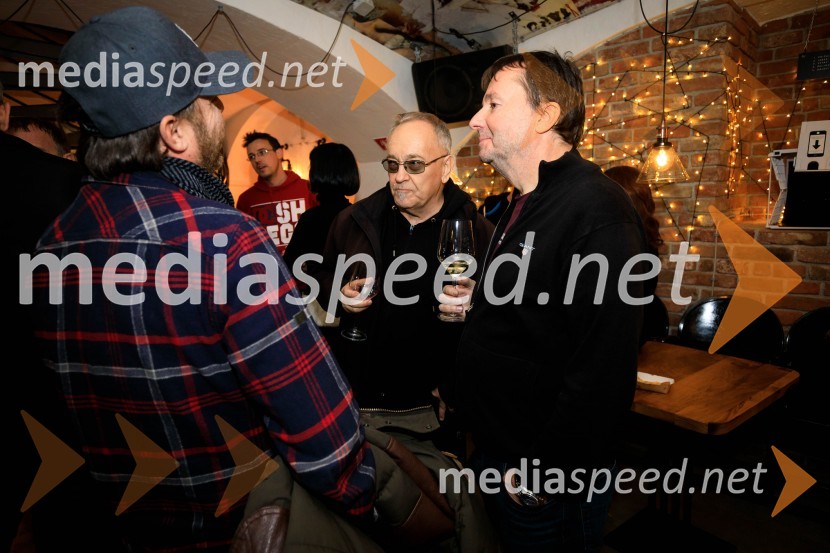 Druženje hišnih glasbenikov založbe Nika