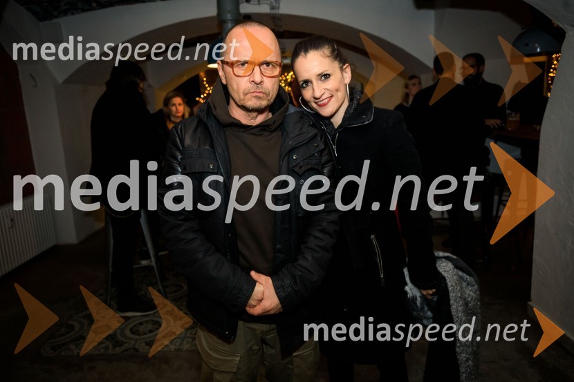  Nikola Sekulović, član skupine Dan D ;  ... Druženje hišnih glasbenikov založbe Nika