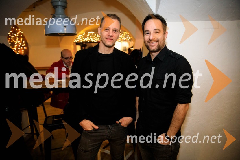  Žiga Klančar, Val 202;  Žiga DrofenikDruženje hišnih glasbenikov založbe Nika