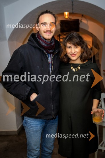  Rok Ahačevčič, skupina Lumberjack;  Sara  Martinovič Zevnik, založba Nika recordsDruženje hišnih glasbenikov založbe Nika