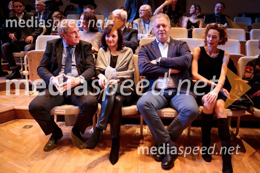  Bojan Prašnikar, nekdanji nogometaš, trener in selektor slovenske reprezentance;  ... ;  Zmago Sagadin, košarkarski trener;  ... Luka Dončić in Janja Garnbret športnika leta 2018