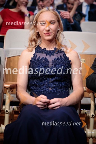  Janja Garnbret, slovenska športna plezalkaLuka Dončić in Janja Garnbret športnika leta 2018