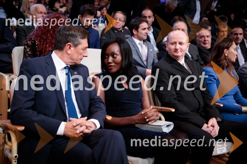  Borut Pahor, predsednik Republike Slovenije;  Ritah Aliguma, podpredsednica ugandskega združenja športnih novinarjev;  Jože Zidar, predsednik Društva športnih novinarjev Slovenije Luka Dončić in Janja Garnbret športnika leta 2018