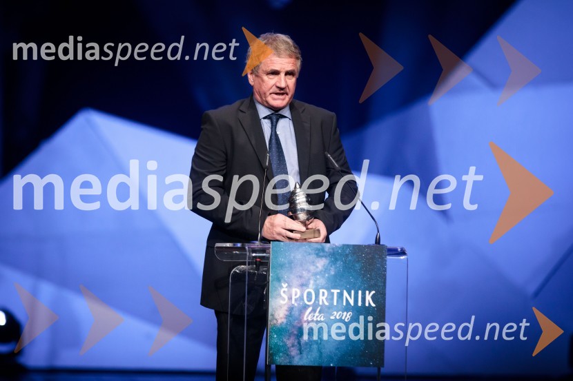  Bojan Prašnikar, nekdanji nogometaš, trener in selektor slovenske reprezentanceLuka Dončić in Janja Garnbret športnika leta 2018