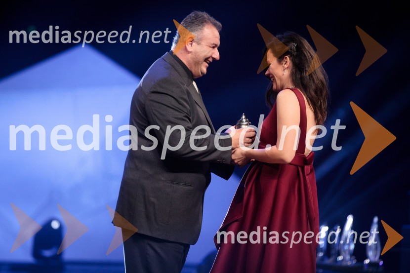  ... ;  Lora Klinc, dekle Primoža RogličaLuka Dončić in Janja Garnbret športnika leta 2018