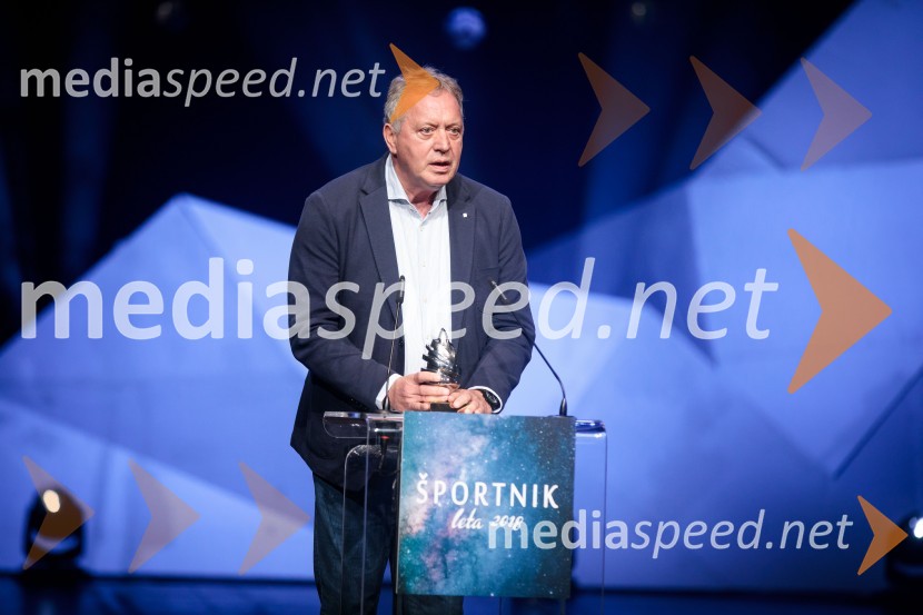  Zmago Sagadin, košarkarski trenerLuka Dončić in Janja Garnbret športnika leta 2018