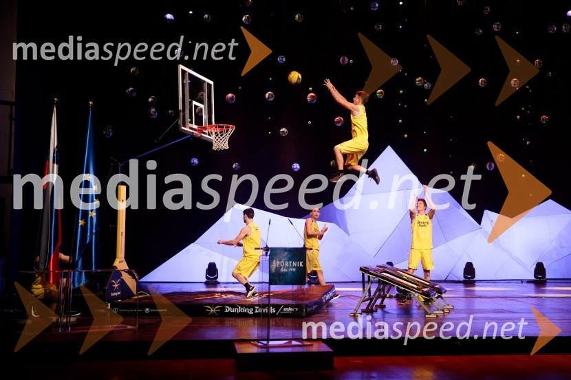 akrobatska skupina Dunking devilsLuka Dončić in Janja Garnbret športnika leta 2018
