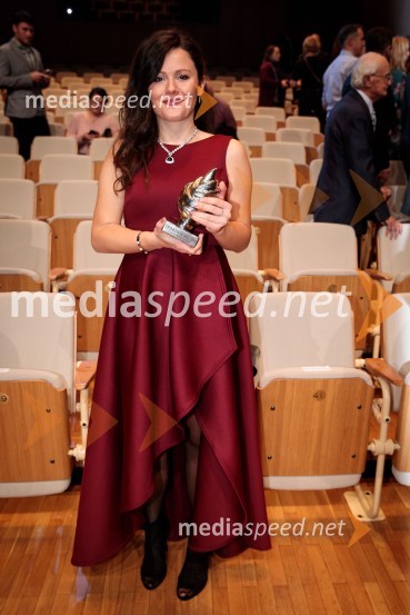  Lora Klinc, dekle Primoža RogličaLuka Dončić in Janja Garnbret športnika leta 2018