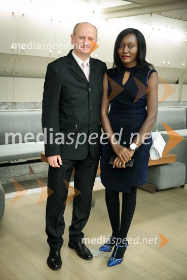  Jože Zidar, predsednik Društva športnih novinarjev Slovenije ;  Merlene Jojce Ottey, atletinja, Jamajka, SlovenijaLuka Dončić in Janja Garnbret športnika leta 2018