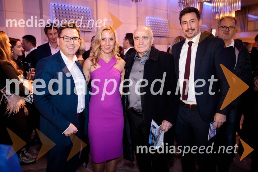  Roman  Dobnikar, direktor Petrol Maloprodaja Slovenija d.o.o.;  ... ;  ... ;  ... Luka Dončić in Janja Garnbret športnika leta 2018