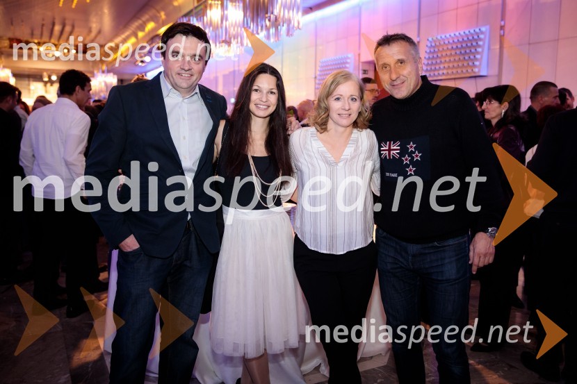  ... ;  Ana Kobal, nekdanja smučarka in strokovna komentatorka TV SLO;  ... ;  Miran Ališič, televizijski novinar, športni komentator Luka Dončić in Janja Garnbret športnika leta 2018