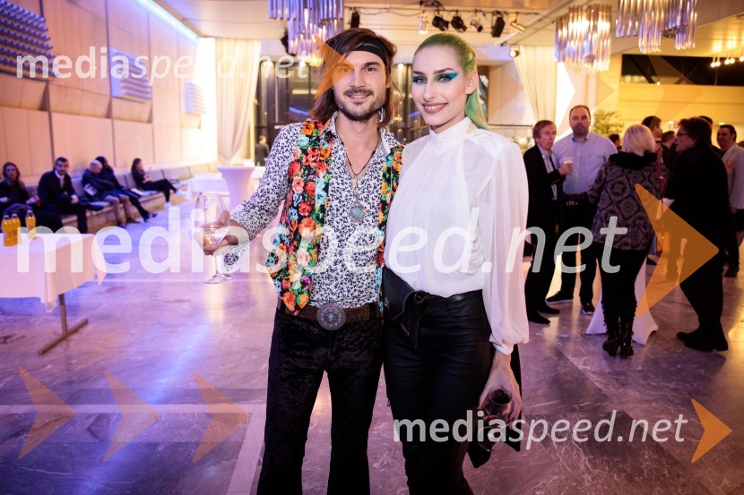  Julijan Erič, glasbenik, Prismojeni profesorji bluesa;  Sara Briški Cirman - Raiven, pevka, harfistkaLuka Dončić in Janja Garnbret športnika leta 2018