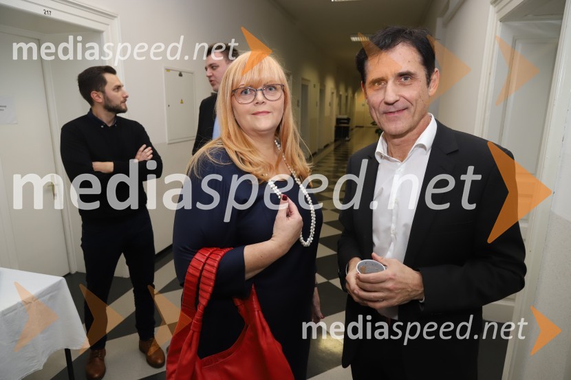  Melita  Petelin, mestna svetnica MOM, Lista Melite Petelin;  Stojan  Auer, mestni svetnik MOM, LPR - Lista za pravičnost in razvojKonstitutivna seja Mestnega sveta MO Maribor