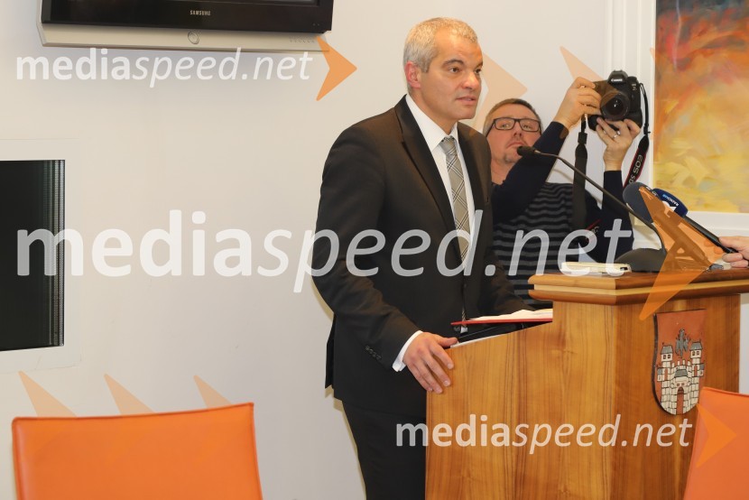  Aleksander Saša Arsenovič, župan Mestne občine MariborKonstitutivna seja Mestnega sveta MO Maribor