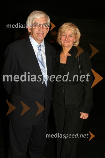 Aleks Štakul, nekdanji generalni direktor RTV Slovenija z ženo MartoLabodje jezero, premiera baleta SNG Maribor