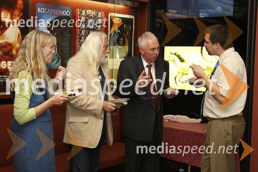 Zoran Hochstätter, direktor fotografije in predsednik Zveze filmskih snemalcev Slovenije s spremljevalko, Nigel Walters, predsednik organizacije IMAGO (svetovna zveza direktorjev filma) in podpredsednik svetovne filmske organizacije BSC, ki podeljuje filmske nagrade Bafta in Boštjan Miha Jambrek, vodja programskega oddelka Slovenske kinotekeZaključek festivala evropskega filma Euroteka