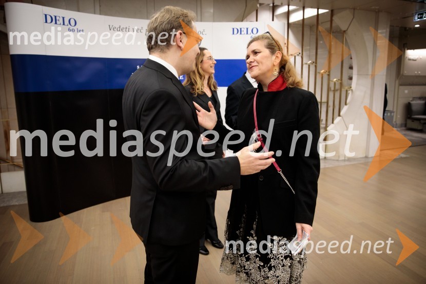 prof. dr.  Andrej  Rahten, Filozofska fakulteta, Univerza v Mariboru;  Dolores Podbevšek, direktorica marketinga in PR, Delo d.o.o.Delo 60 let
