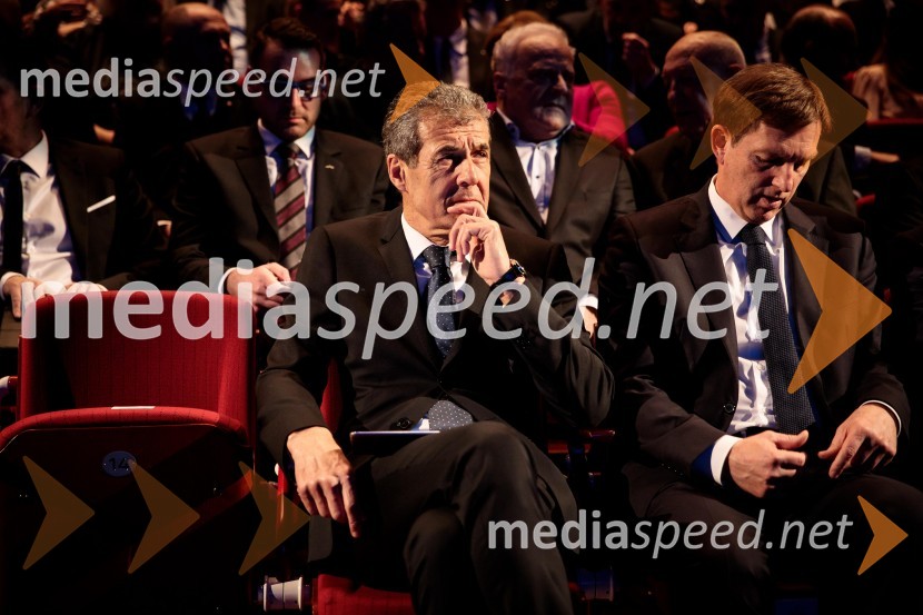  Stojan Petrič, predsednik uprave družbe FMR; prof. dr. Miro Cerar, nekdanji predsednik Vlade Republike Slovenije, minister za zunanje zadeve RS, predsednik SMCDelo 60 let