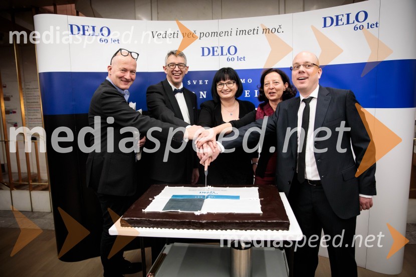  Ali Žerdin, novinar in urednik, Sobotna priloga Dela;  Andrej  Kren, glavni direktor družbe Delo d.o.o.;  Nataša  Luša, direktorica družbe Delo d.o.o.;  ... ;  Uroš Urbas, Odgovorni urednik časopisa Delo in Nedelo ter delo.siDelo 60 let