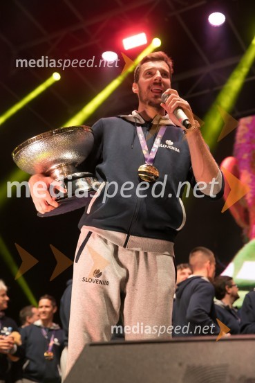  Goran Dragić, košarkarGoran Dragić, košarkar