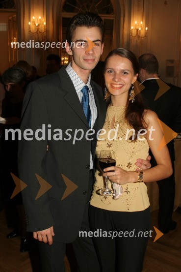 Baletnika Matjaž Marin in Tijuana KrižmanLabodje jezero, premiera baleta SNG Maribor