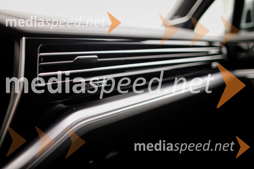 Volkswagen Touareg R-Line V6 3.0 TDIVolkswagen Touareg R-Line V6 3.0 TDI, mediaspeed test