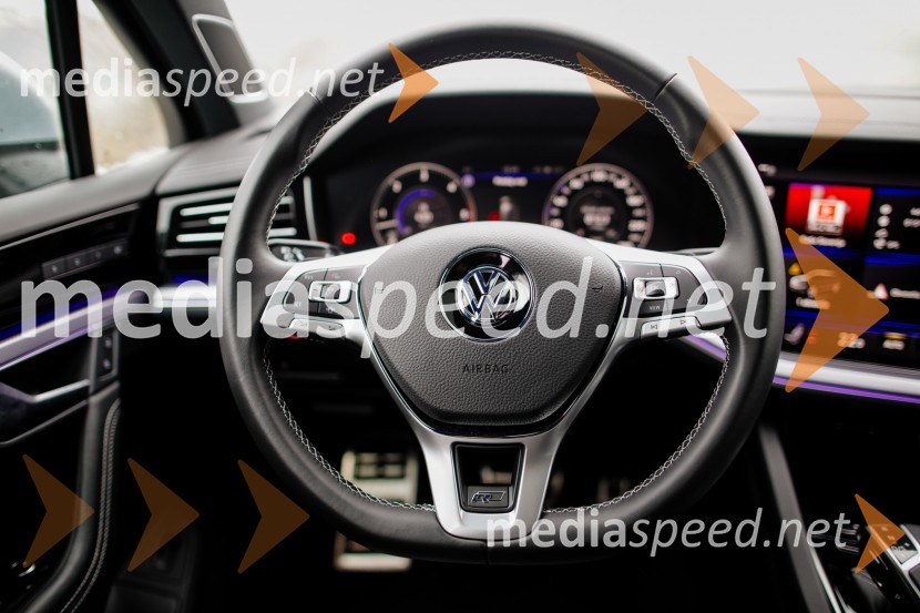 Volkswagen Touareg R-Line V6 3.0 TDIVolkswagen Touareg R-Line V6 3.0 TDI, mediaspeed test