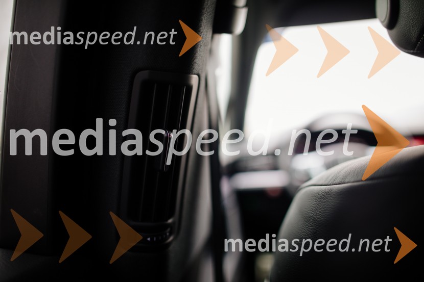 Volkswagen Touareg R-Line V6 3.0 TDIVolkswagen Touareg R-Line V6 3.0 TDI, mediaspeed test