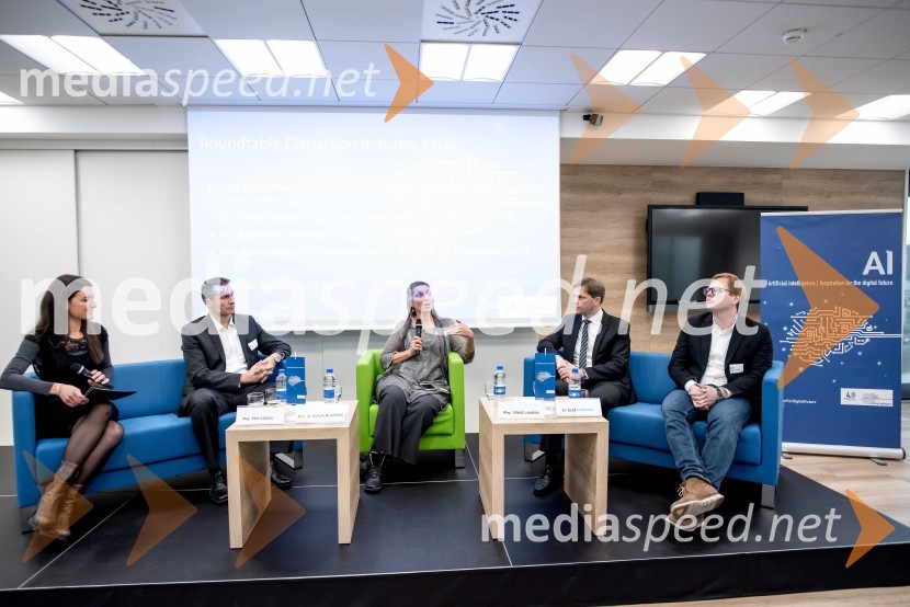  ... ;  Rok Koren, odgovoren digitalizacijo in skrbnik ključnih kupcev v družbi Siemens Slovenija ; prof. dr. Dunja Mladenić, vodja laboratorija za umetno inteligenco na Institutu Jožef Stefan;  Tomaž Lanišek, direktor Kanuf Insulation Škofja Loka ; dr. Blaž Fortuna, laboratorij za umetno inteligenco na Institutu Jožef Stefan in direktor QlectorKick Off Meeting, predstavitev izsledkov raziskave in diskusija o digitalizaciji v podjetjih