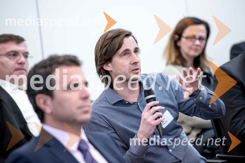  Alexander Engels, Solopex d.o.o.Kick Off Meeting, predstavitev izsledkov raziskave in diskusija o digitalizaciji v podjetjih