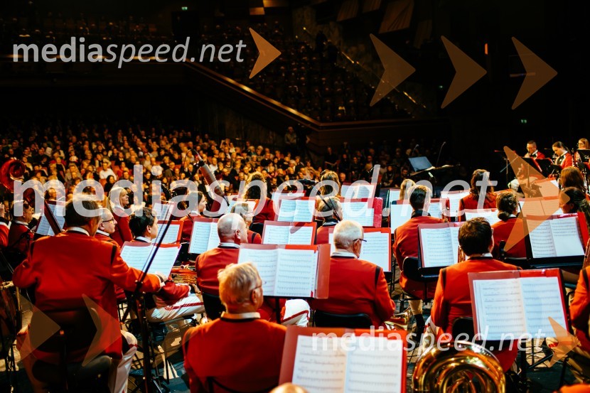 Pihalni orkester KUD Pošta Maribor33. tradicionalni novoletni koncert Pihalnega orkestra Pošta Maribor