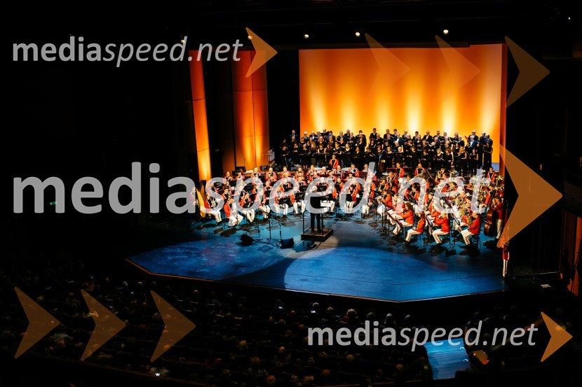 Pihalni orkester KUD Pošta Maribor33. tradicionalni novoletni koncert Pihalnega orkestra Pošta Maribor