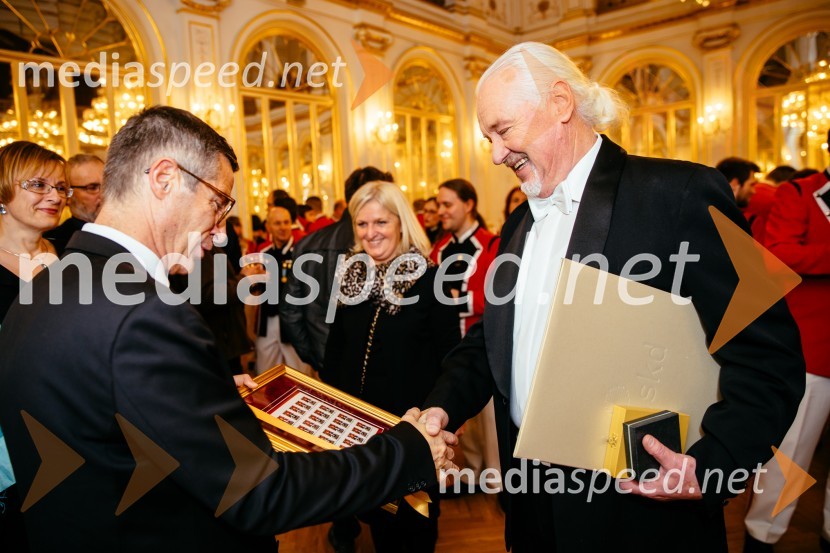 mag. Boris Novak, generalni direktor, Pošta Slovenije;  Ervin Hartman,  umetniški vodja in dirigent, KUD Pošta Maribor33. tradicionalni novoletni koncert Pihalnega orkestra Pošta Maribor
