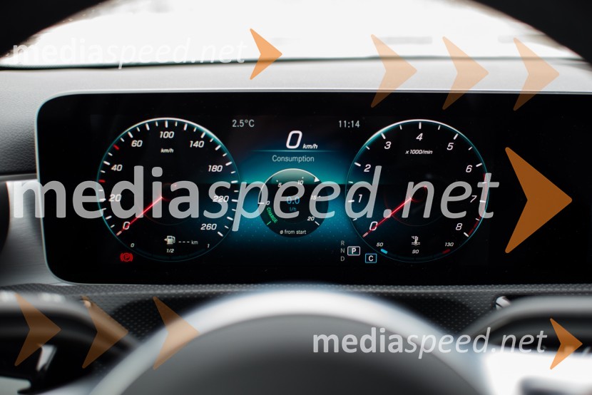 Mercedes-Benz A 200 AMG lineMercedes-Benz A 200 AMG Line, mediaspeed test