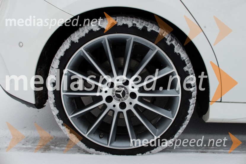 Mercedes-Benz A 200 AMG lineMercedes-Benz A 200 AMG Line, mediaspeed test