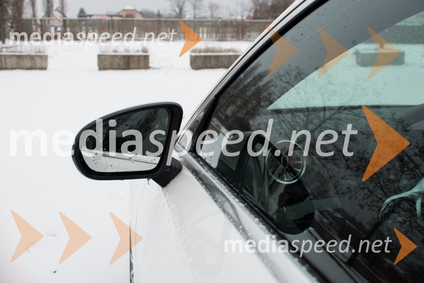 Mercedes-Benz A 200 AMG lineMercedes-Benz A 200 AMG Line, mediaspeed test