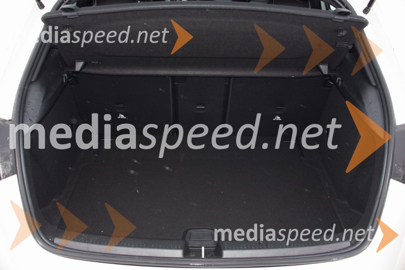 Mercedes-Benz A 200 AMG lineMercedes-Benz A 200 AMG Line, mediaspeed test