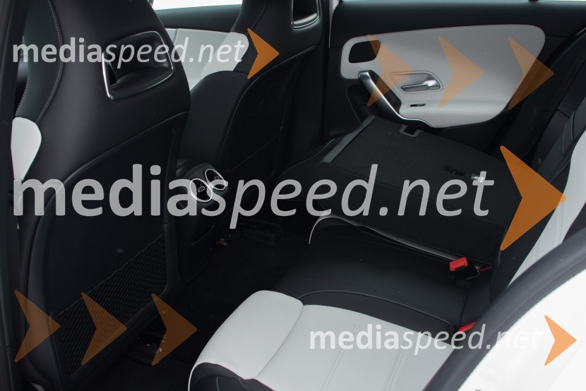 Mercedes-Benz A 200 AMG lineMercedes-Benz A 200 AMG Line, mediaspeed test